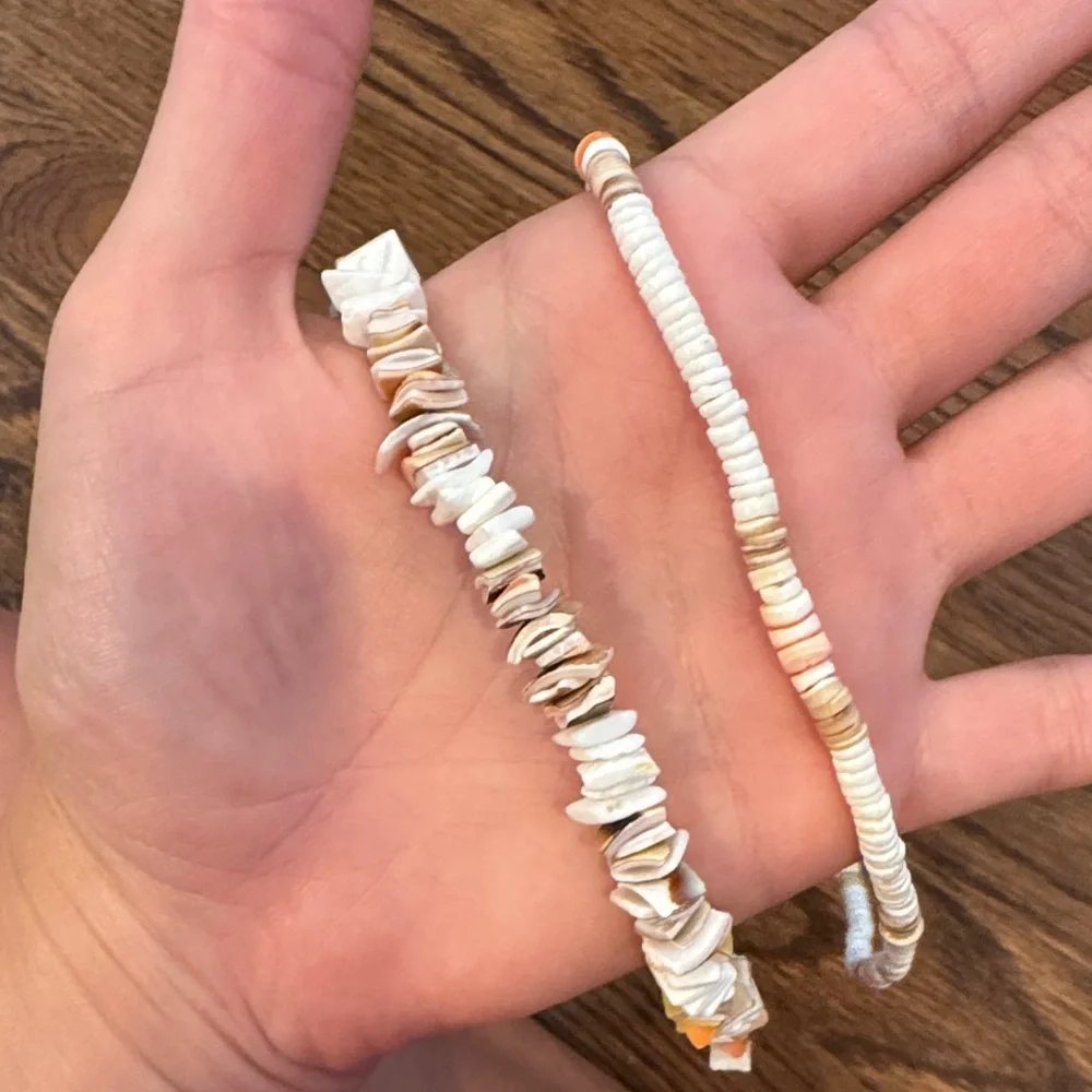 Shell Beaded Necklace Set - Picture 3 of 6